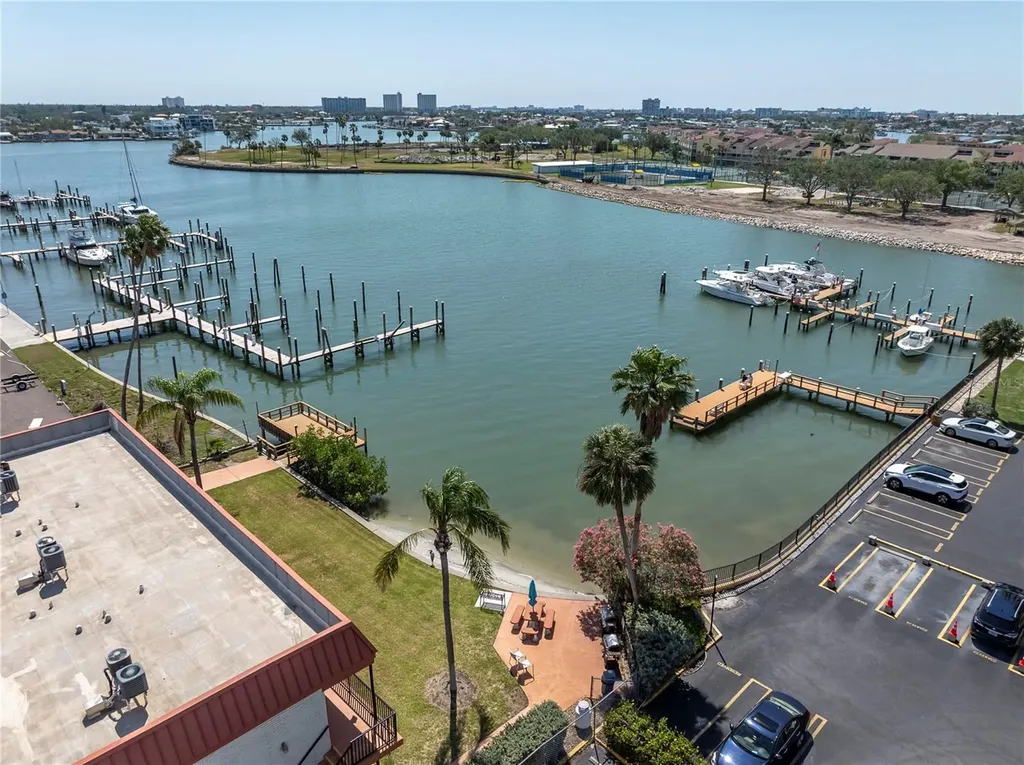 10365 Paradise Boulevard Treasure Island FL 33706