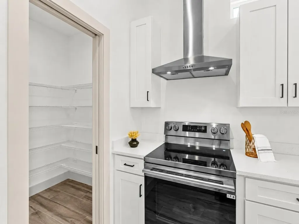 724 Ellwood Avenue Orlando FL 32804