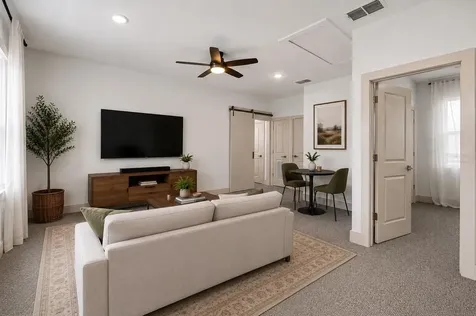 724 Ellwood Avenue Orlando FL 32804