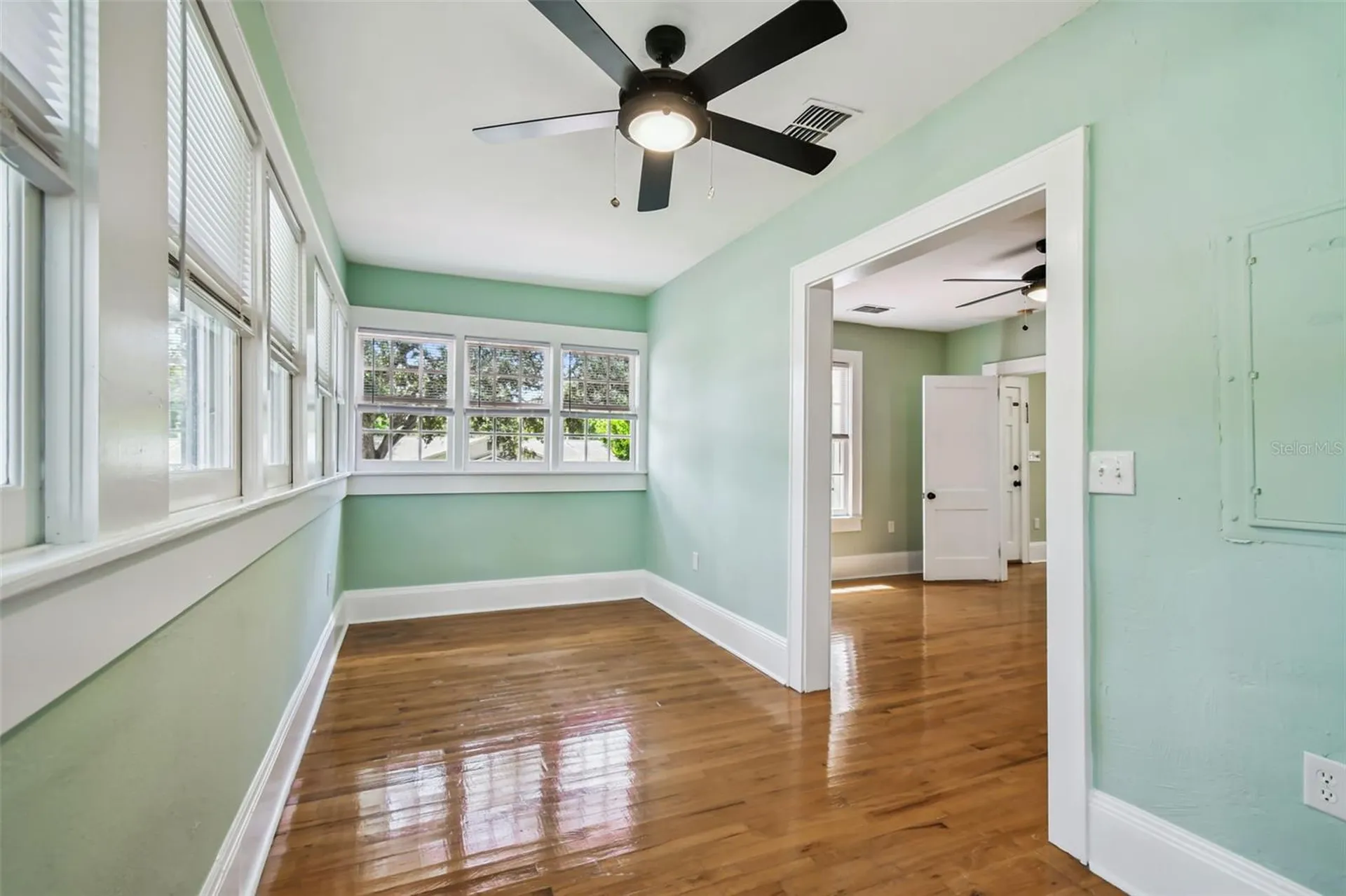 Dunedin FL 34698