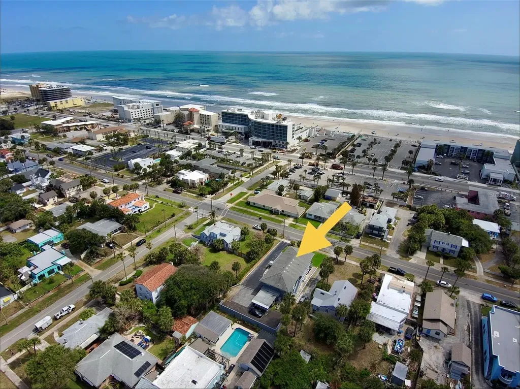 835 N Grandview Avenue Daytona Beach FL 32118