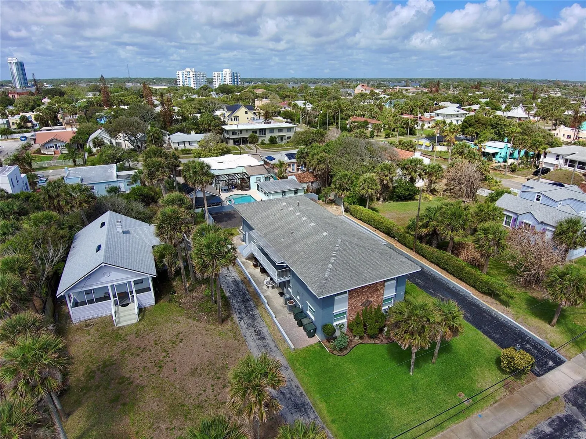 835 N Grandview Avenue Daytona Beach FL 32118