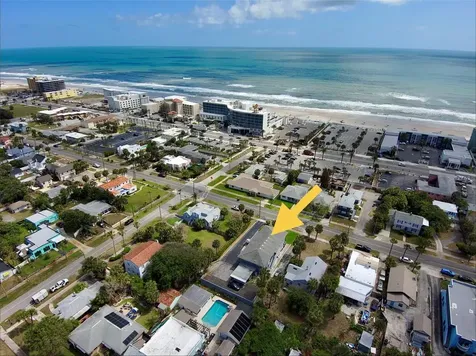 835 N Grandview Avenue Daytona Beach FL 32118