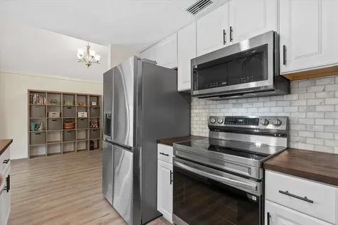 4034 S Lockwood Ridge Road Sarasota FL 34231