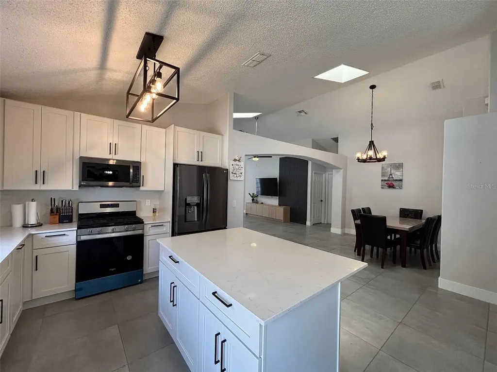 2521 Oneida Loop Kissimmee FL 34747