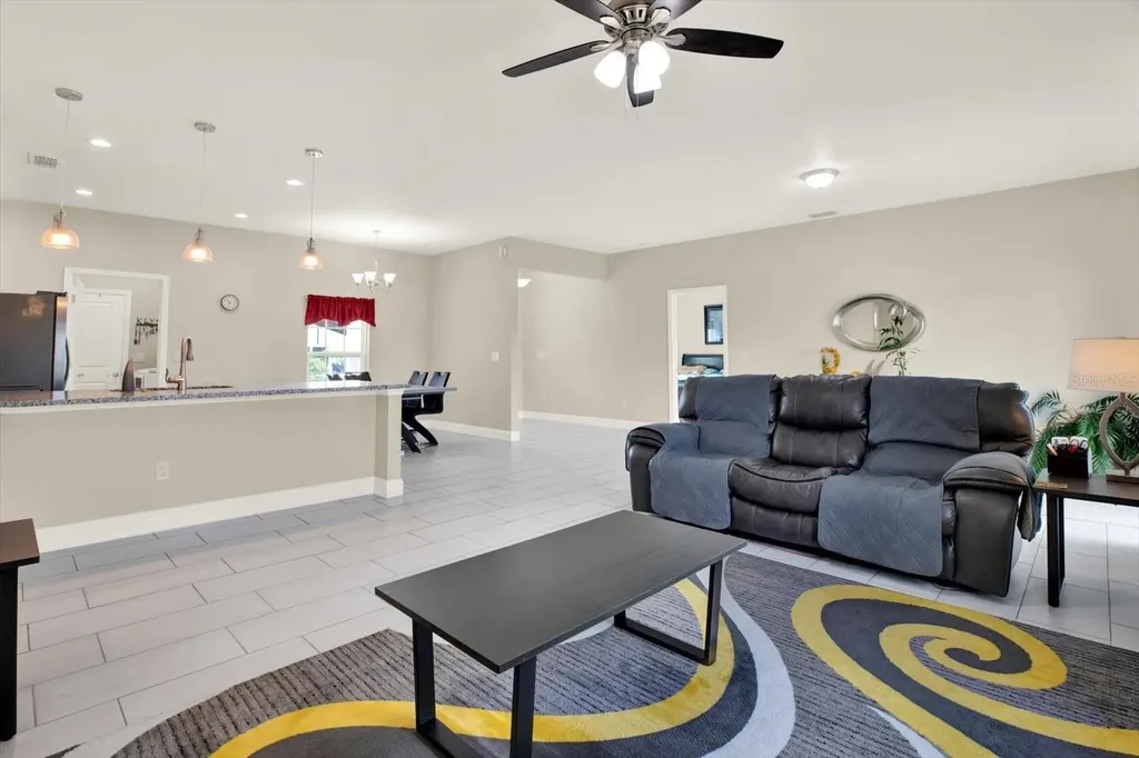 621 Palmdale Avenue Avon Park FL 33825
