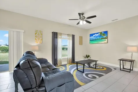 621 Palmdale Avenue Avon Park FL 33825