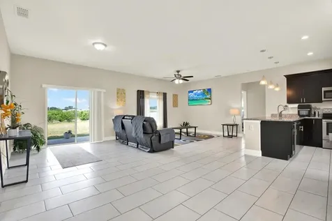 621 Palmdale Avenue Avon Park FL 33825