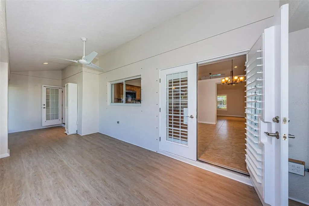 5119 21st Avenue N St Petersburg FL 33710