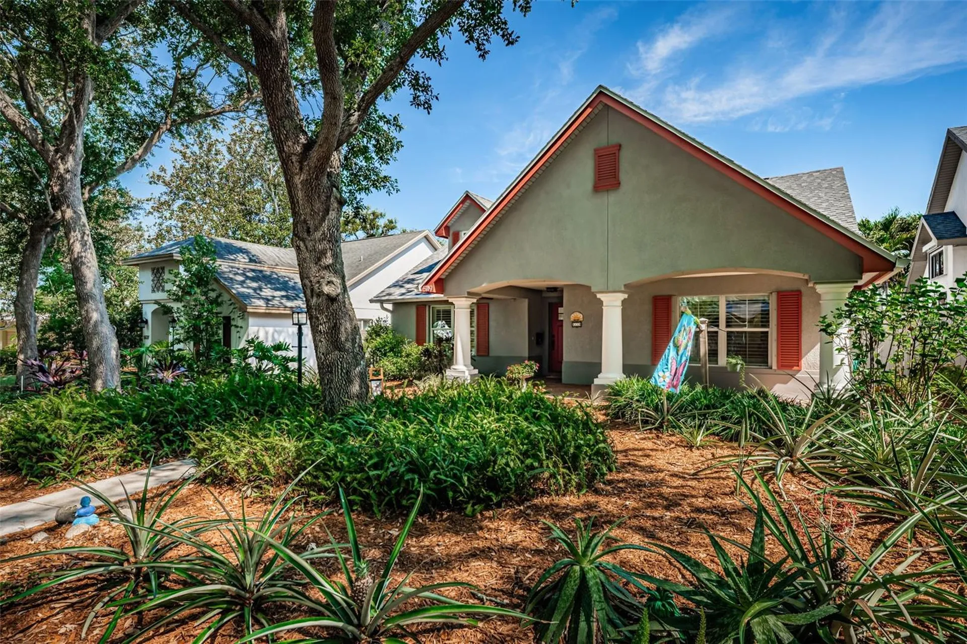 5119 21st Avenue N St Petersburg FL 33710