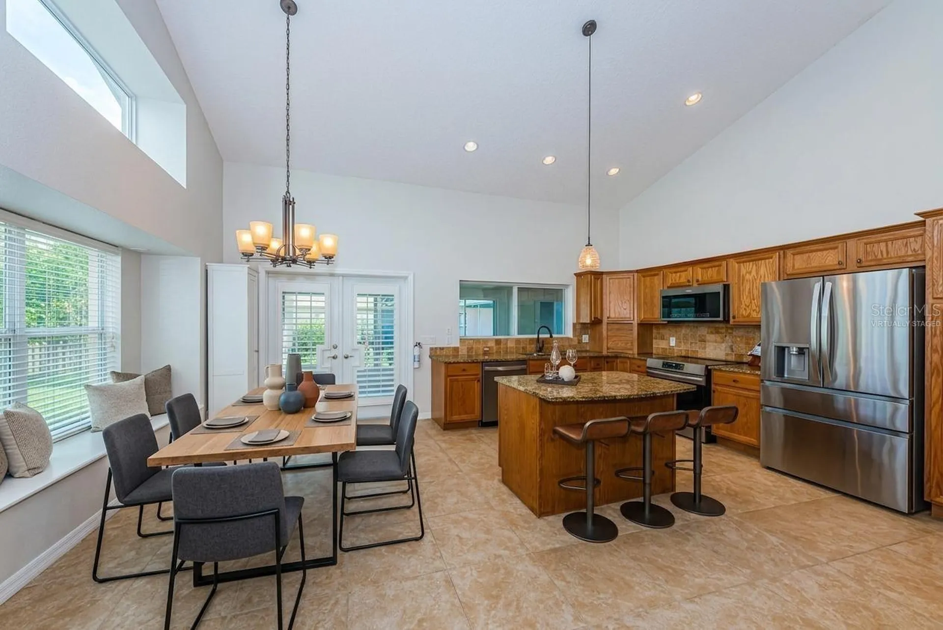 5119 21st Avenue N St Petersburg FL 33710
