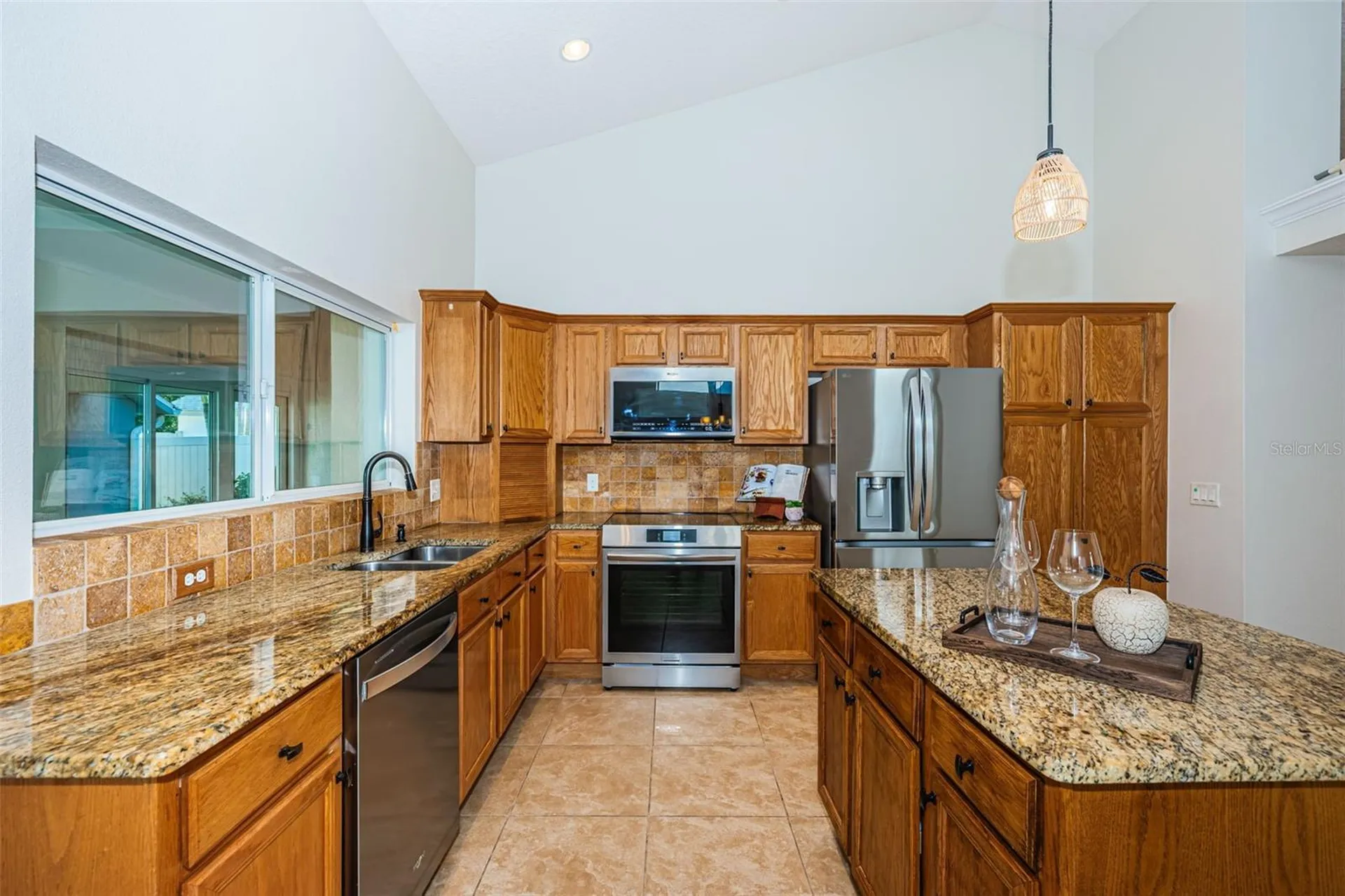 5119 21st Avenue N St Petersburg FL 33710