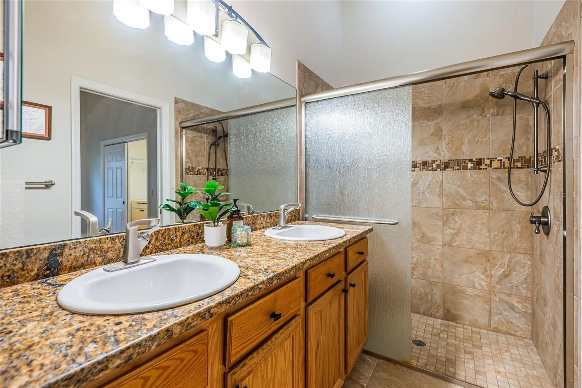 5119 21st Avenue N St Petersburg FL 33710