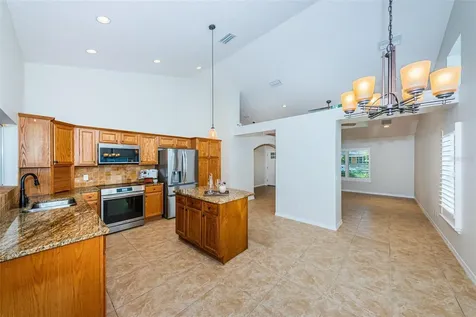 5119 21st Avenue N St Petersburg FL 33710