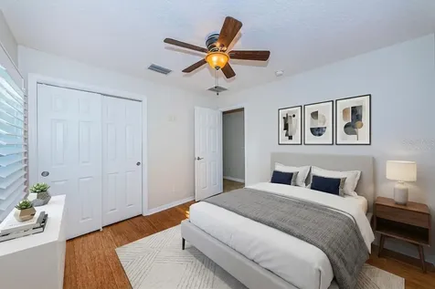 5119 21st Avenue N St Petersburg FL 33710