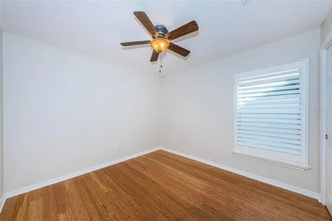 5119 21st Avenue N St Petersburg FL 33710