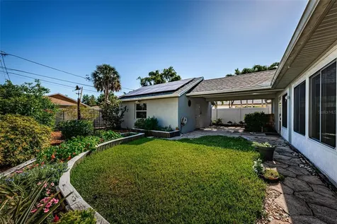 5119 21st Avenue N St Petersburg FL 33710