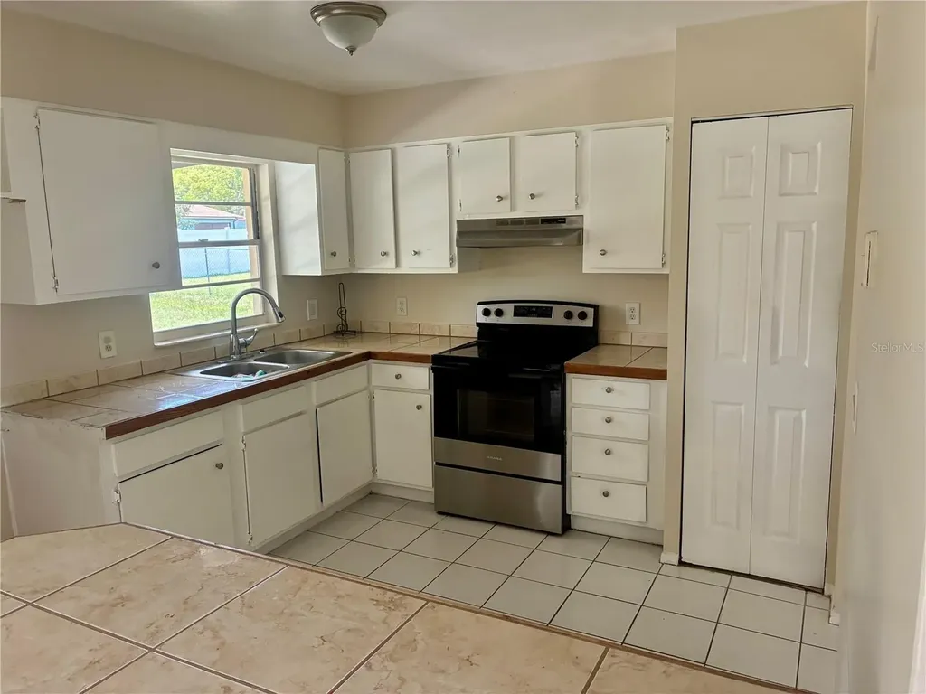 350 Alexander Avenue Deltona FL 32725