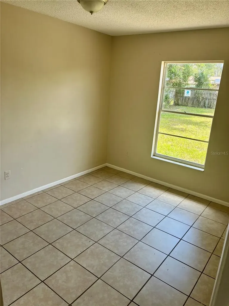 350 Alexander Avenue Deltona FL 32725