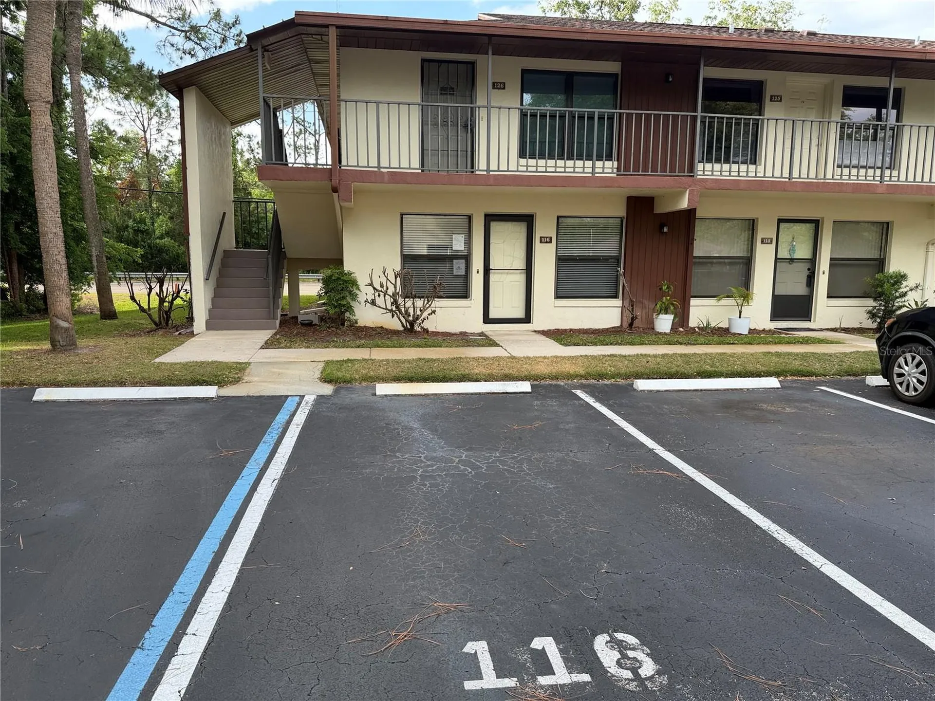 112 Lacosta Lane Daytona Beach FL 32114