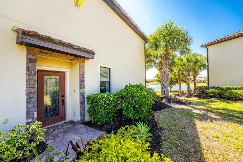 20133 Lagente Circle Venice FL 34293