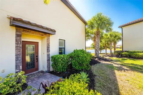 20133 Lagente Circle Venice FL 34293