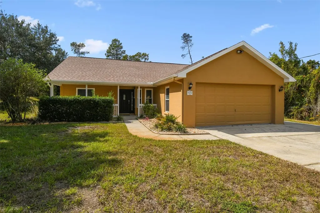 7021 Oregon Chickadee Road Weeki Wachee FL 34613