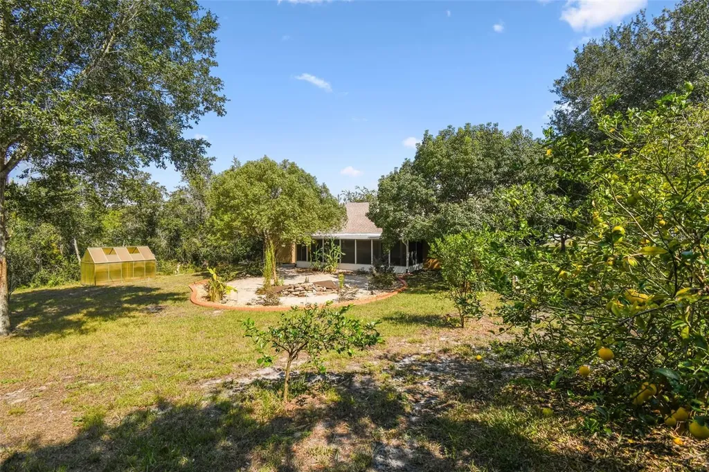 7021 Oregon Chickadee Road Weeki Wachee FL 34613