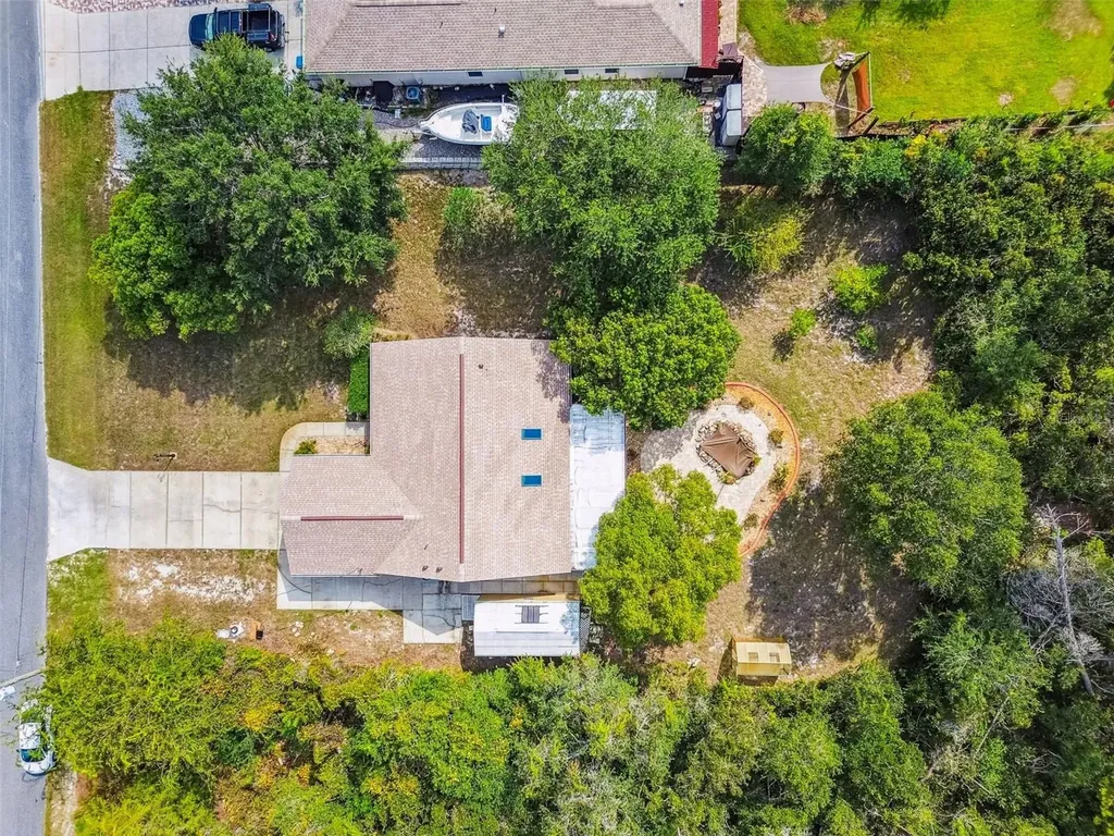 7021 Oregon Chickadee Road Weeki Wachee FL 34613