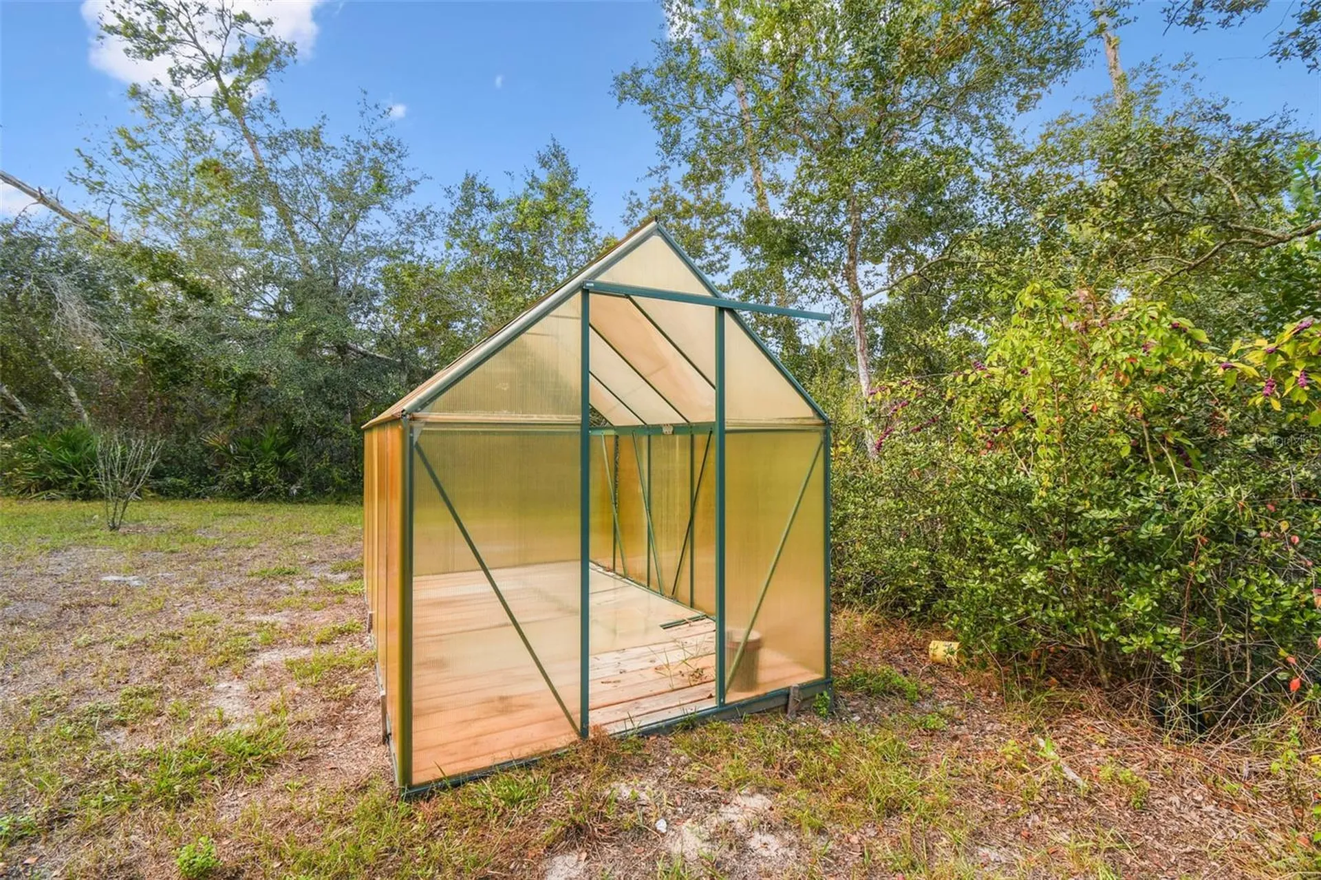 7021 Oregon Chickadee Road Weeki Wachee FL 34613