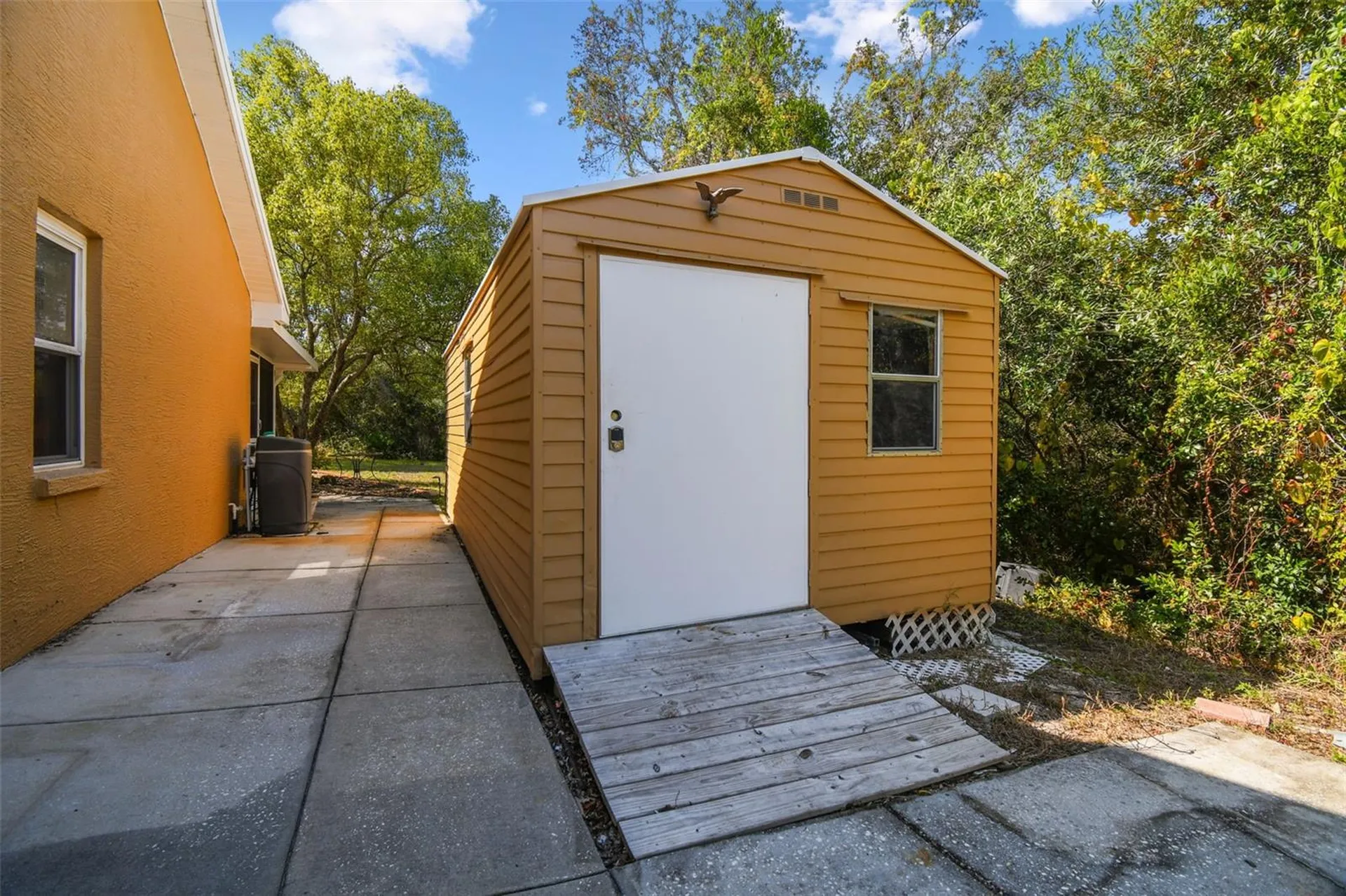 7021 Oregon Chickadee Road Weeki Wachee FL 34613