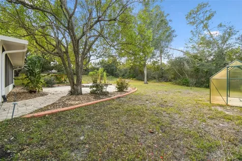 7021 Oregon Chickadee Road Weeki Wachee FL 34613