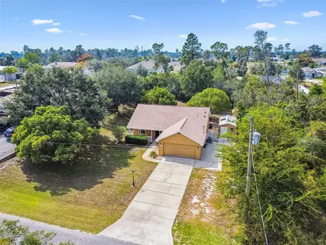 7021 Oregon Chickadee Road Weeki Wachee FL 34613