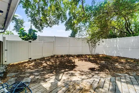 2511 W Texas Avenue Tampa FL 33629