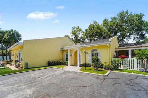 2511 W Texas Avenue Tampa FL 33629