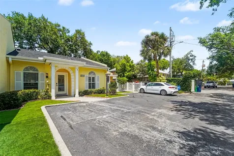 2511 W Texas Avenue Tampa FL 33629