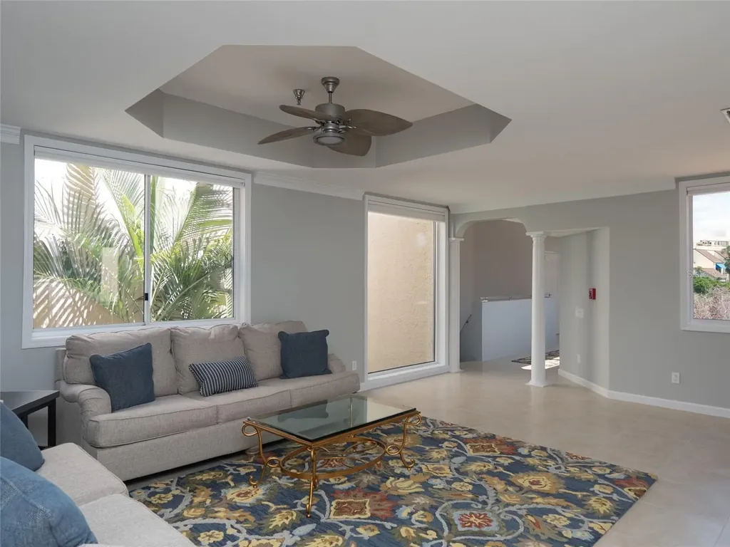 2013 Harbour Links Drive Longboat Key FL 34228