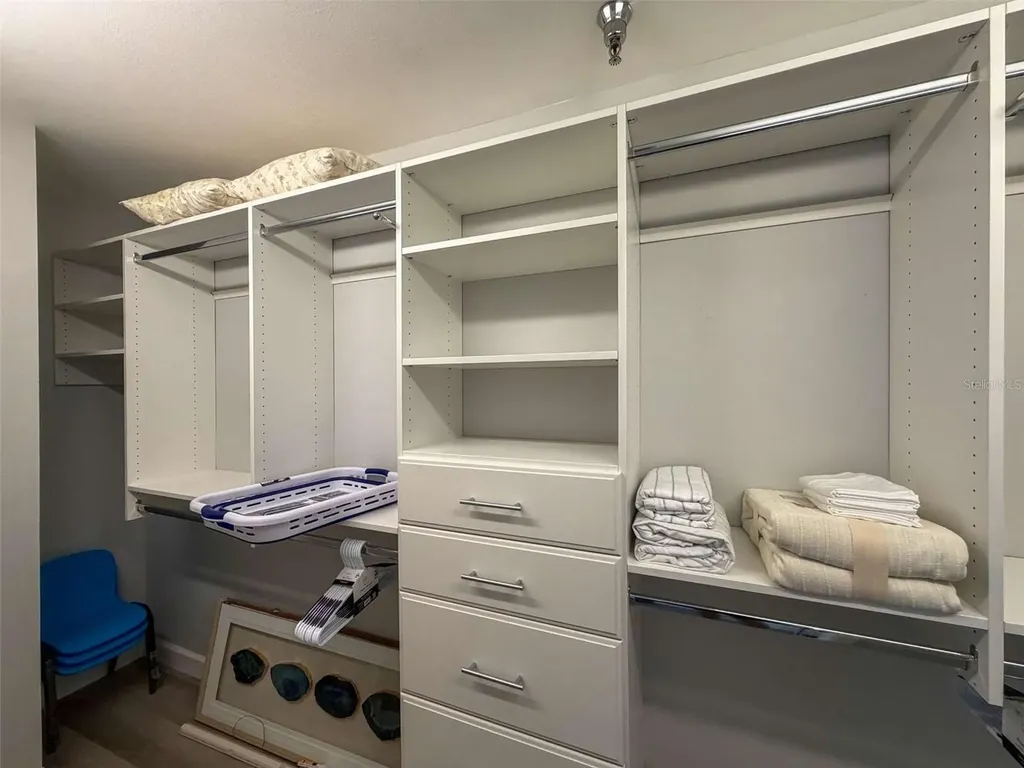 2013 Harbour Links Drive Longboat Key FL 34228