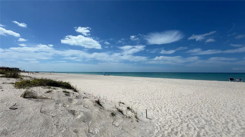 2013 Harbour Links Drive Longboat Key FL 34228