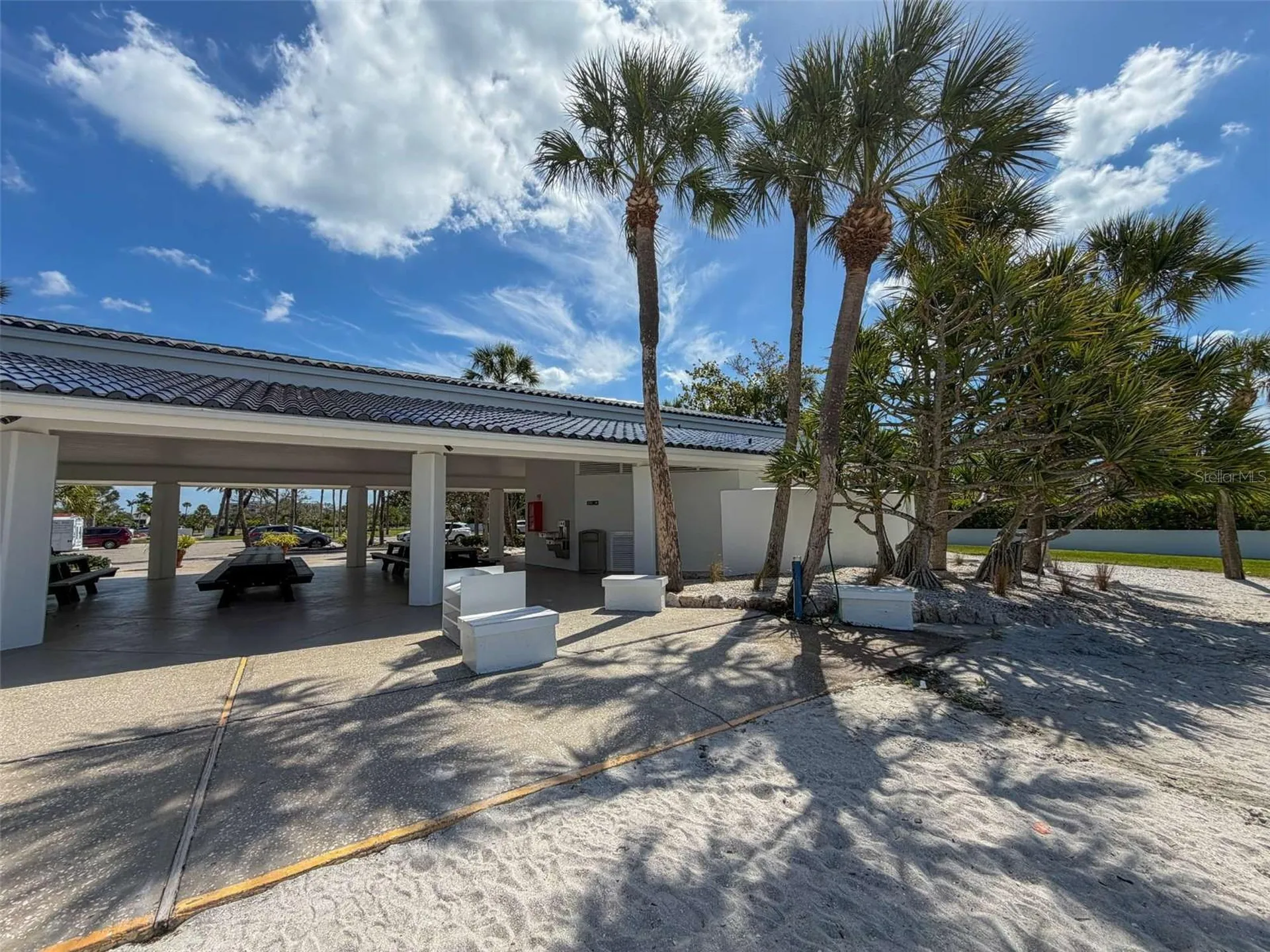 2013 Harbour Links Drive Longboat Key FL 34228