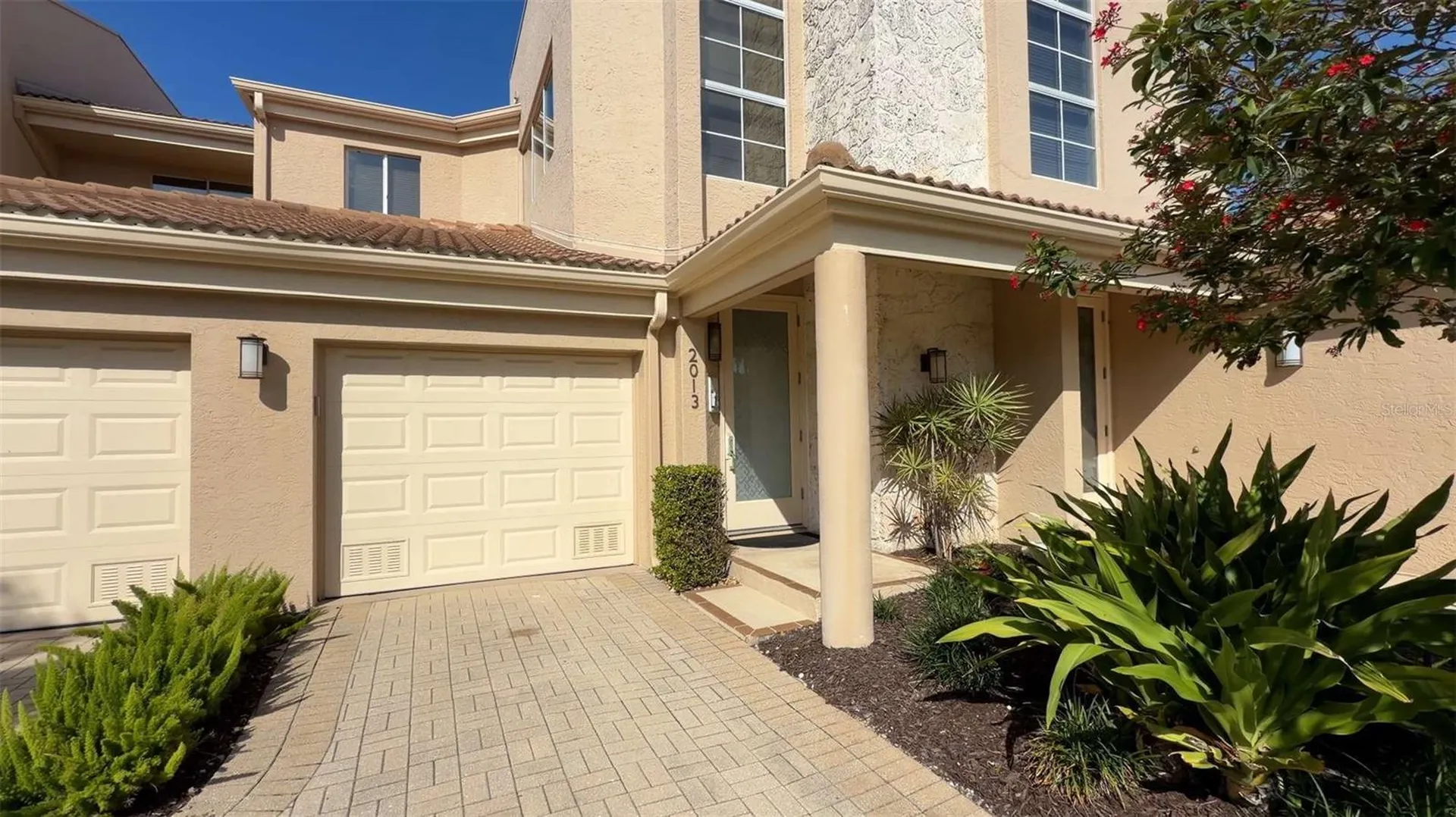 2013 Harbour Links Drive Longboat Key FL 34228