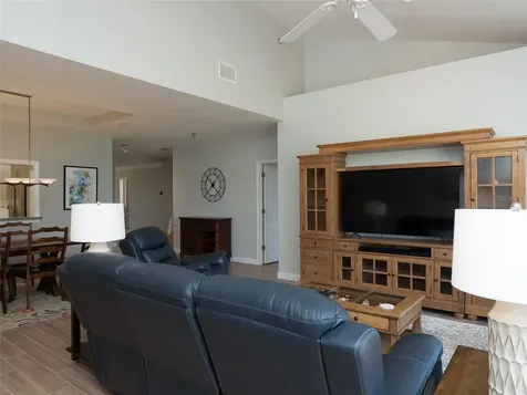 2013 Harbour Links Drive Longboat Key FL 34228