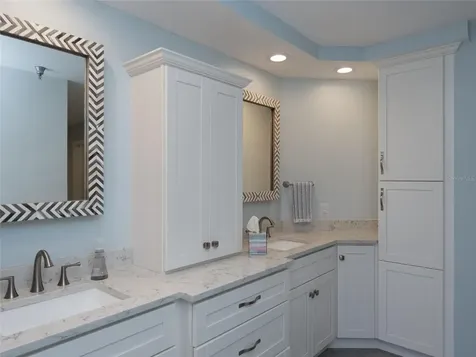 2013 Harbour Links Drive Longboat Key FL 34228