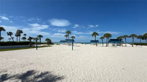 2013 Harbour Links Drive Longboat Key FL 34228