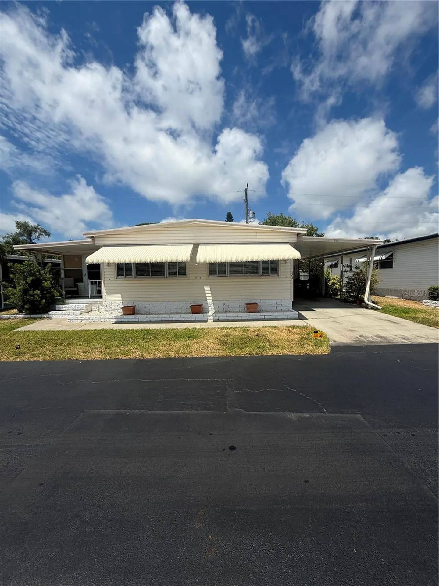 7880 54th Avenue N St Petersburg FL 33709