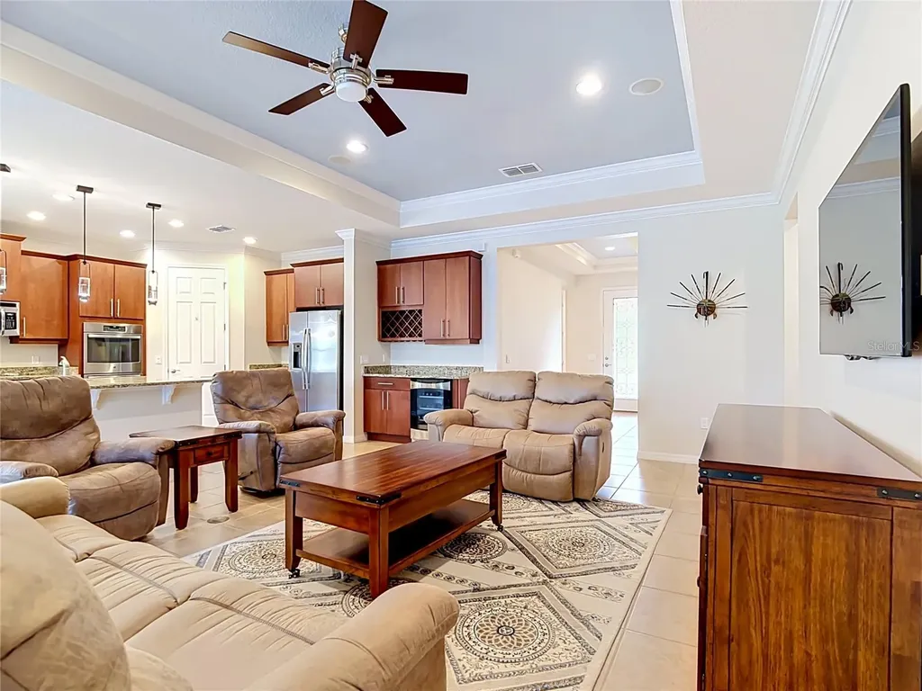 686 Irvine Ranch Road Poinciana FL 34759