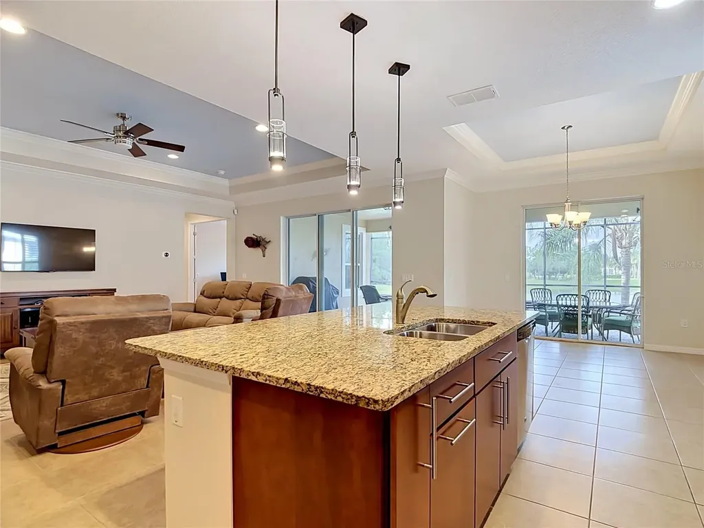 686 Irvine Ranch Road Poinciana FL 34759
