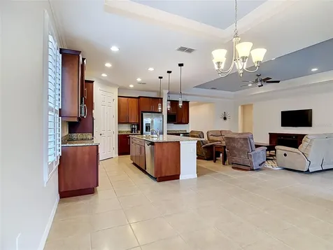 686 Irvine Ranch Road Poinciana FL 34759