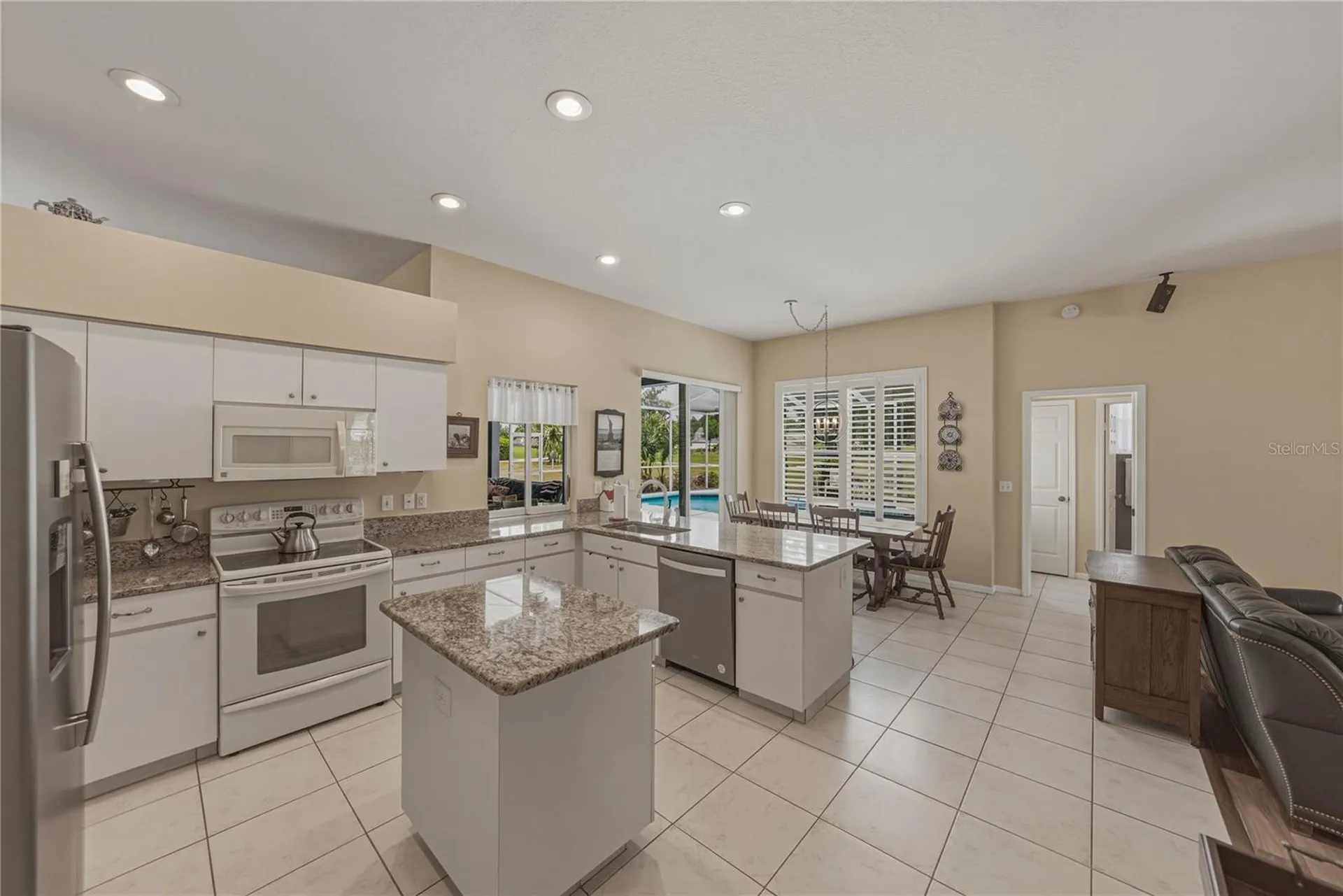 2624 Crestfield Drive Valrico FL 33596
