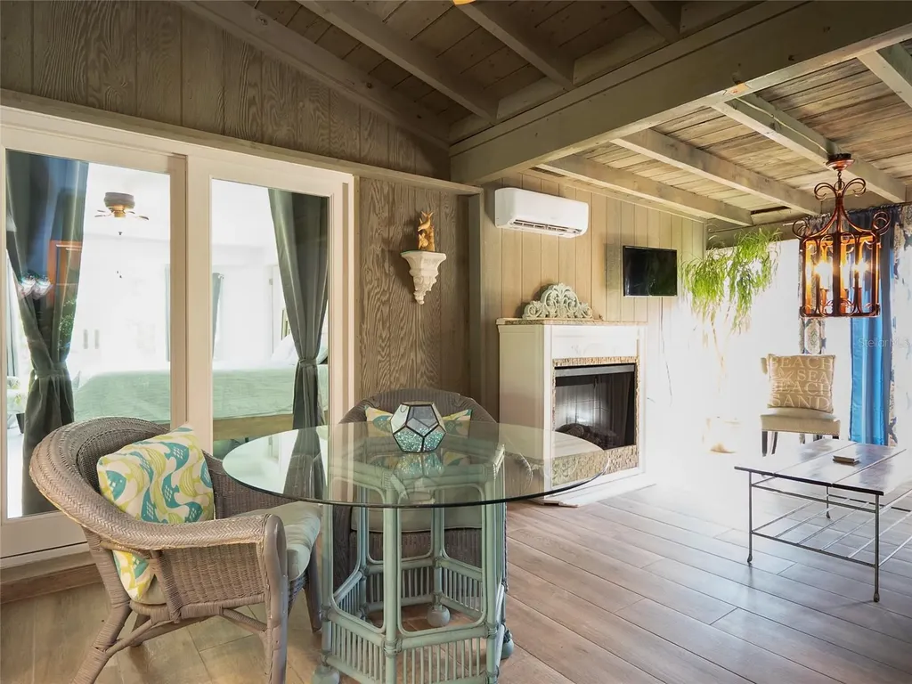 3140 Bay Shore Road Sarasota FL 34234